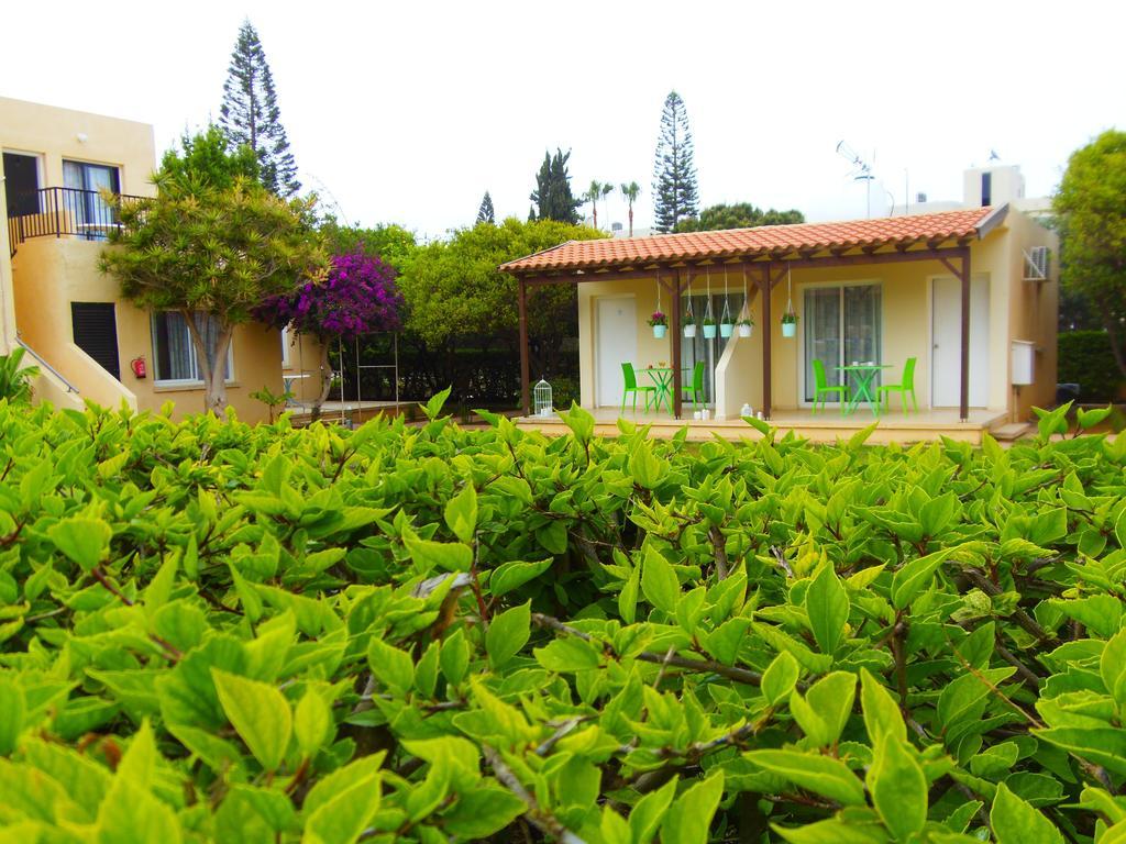 Light & Blue Gardens Apartment Protaras Exterior foto